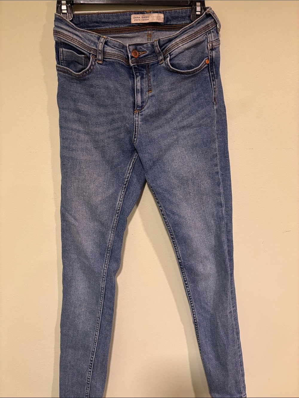 Zara Women's Blue Skinny Jeans